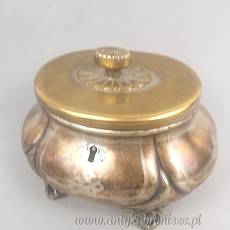 Cukiernica skrzynkowa owalna Warszawski plater Norblin & Co ok 1905r