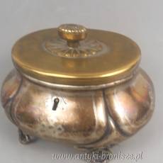 Cukiernica skrzynkowa owalna Warszawski plater Norblin & Co ok 1905r