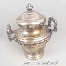 Cukiernica platerowana sygnowana, wys.19cm