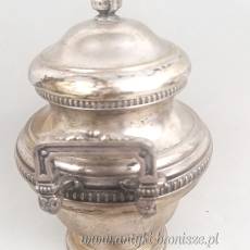 Cukiernica platerowana sygnowana, wys.19cm