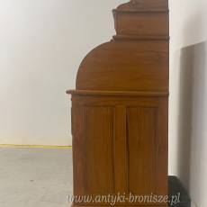 Sekretarzyk z roletą