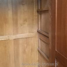 Eklektyczna, trzydrzwiowa, szafa z lustrem, orzech, Polska lata 20te  po renowacji