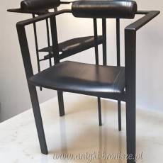 Krzesło Memphis “Trix” Karl Friedrich Förster KFF Design Niemcy lata 80 czarne metal/ skóra