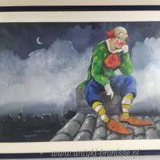 Klaun na dachu, siedzi  na kominie malowidło za szkłem 78/60cm podpis