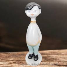 Chłopiec art deco  Projekt Aurél Káldor Hollohaza lata 60te wys.12,5cm