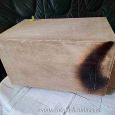 Sztucce-Kuferek (3 szufladki) z zestawem platerowych sztuccow, w stylu Régence - poz. 4325