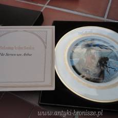 Royal Worcester “The King Arthur plates”. seria 6 talerzy z porcelany ze scenami z historii Krola Artura - poz. 5879