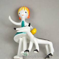 New Look Czerwony Kapturek lalki Osz Szabó Antónia Hollohaza węgierska porcelana lata 60te