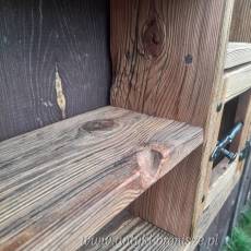 Stylowa szafka do powieszenia