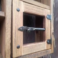 Stylowa szafka do powieszenia