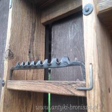 Stylowa szafka do powieszenia