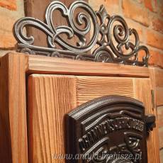 Wyjątkowa wisząca szafka