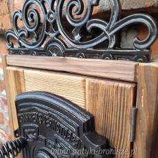 Wyjątkowa wisząca szafka