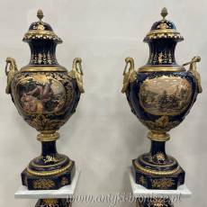 AMFORA NA POSTUMENCIE - gazon - KOBALT Z BRĄZEM