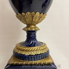 KOBALT- WAZA AMFORA Z POSTUMENTEM z brązem