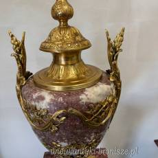 SŁUPKI MARMUROWE Z AMFORAMI unikat Bordo