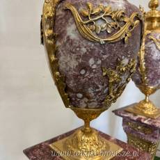 SŁUPKI MARMUROWE Z AMFORAMI unikat Bordo