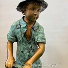 OGRODNIK - chłopiec FIGURA Z BRĄZU