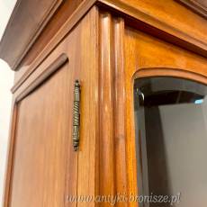 Słupek / witryna w stylu secesyjnym