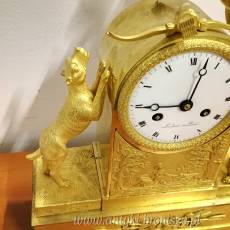 Zegar kominkowy empire, brąz złocony sygnowany Francja I poł XIXw