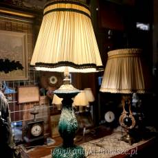 Francuska lampa z majoliki