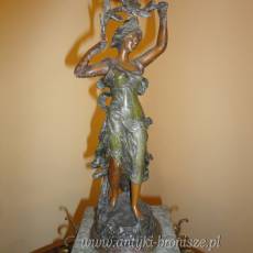 Zegar bijacy, zielony marmur z figurka "Promyk slonca" z brazu artystycznego - poz. 843