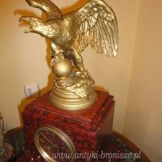 Zegar bijacy, marmur bordo z figura orla z brazu, komplet  - poe. 2410