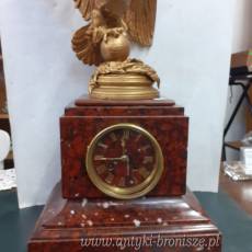 Zegar bijacy, marmur bordo z figura orla z brazu, komplet  - poe. 2410