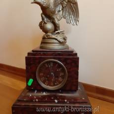 Zegar bijacy, marmur bordo z figura orla z brazu, komplet  - poe. 2410
