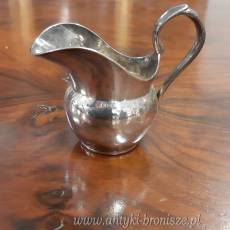 Mlecznik - plater sygn.BOHRMANN - H: 7cm - poz. 5102