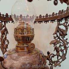 Lampa naftowa Holenderska, z bialym kloszem - poz. 1245