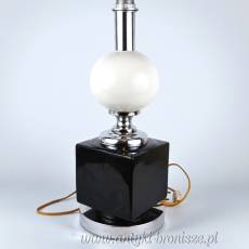 Lampa stołowa, geometryczna linia, ceramika i chrom Maison Barbie ? Francja lata 70-te 50/64cm