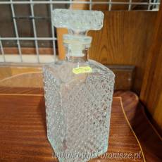 Karafka z pol-krysztalu, karbowana (prostopadloscian) z korkiem = poz. 4047