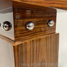 Komplet dwóch postumentów