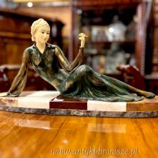 Rzeźba w stylu art. deco