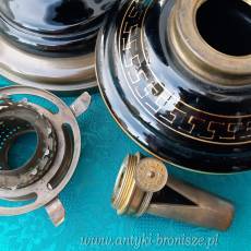 Imponujaca para lamp naftowych (2 szt.) z matowymi abażurami - poz. 6824