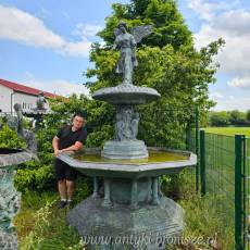 FONTANNA OGRODOWA NEW YORK  Z BRĄZU W STYLU NEOKLASYCZNYM