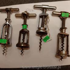 WYPRZEDAZ 50% - Korkociąg przeciwskrętny, z 3-ramiennym śmigiełkiem oraz uchwytem do kapsli - poz. 6476