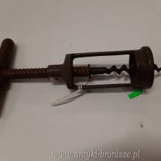 WYPRZEDAZ 50% - Korkociąg przeciwskrętny, z 3-ramiennym śmigiełkiem oraz uchwytem do kapsli - poz. 6476