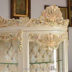 Ekskluzywna Witryna Barokowa – Przeszklona, Rzeźbiona, Styl Pałacowy