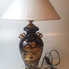 Porcelanowa lampa stołowa kobalt i złoto, dworskie motywy wys. podstawy 42cm