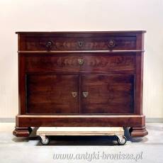 Elegancka komoda w stylu biedermeier