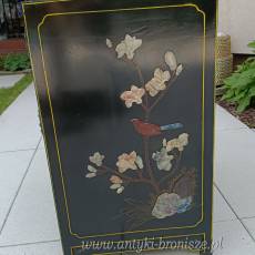 Komoda w stylu Chinoiserie