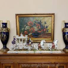 Kareta z Porcelany w Stylu Rokoko z zaprzęgiem czterokonnym, sygnowana Volkstedt z nazwiskiem malarza Baier.