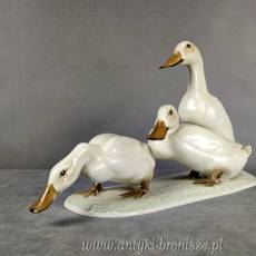Trzy Kaczki na podstawie sygnowane Hutschenreuther
