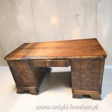 Biurko w stylu Art deco orzech lata 20te po renowacji