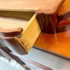 Mahoniowa serwantka w stylu biedermeier – Niemcy, XX wiek