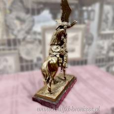 Brązowa figura „Sokolnik na koniu” – Francja