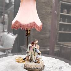 Porcelanowa lampa figuralna w stylu neorokokowym
