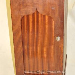 Secesyjna szafka z drewna mahoniowego Anglia początek XXw